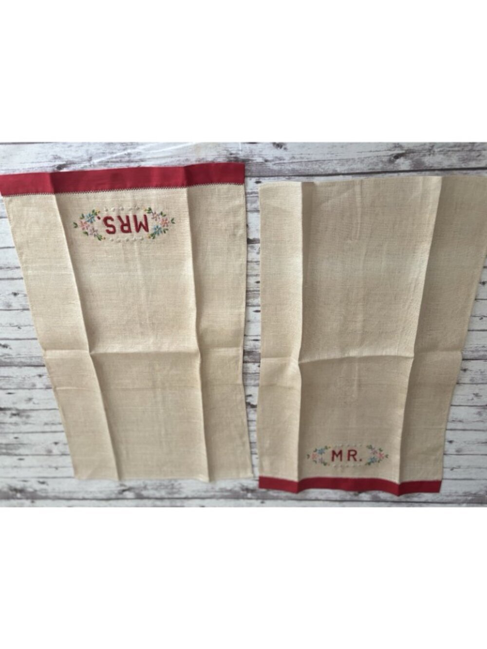 Vintage Hand-Embroidered Red Floral Mrs & Mr Hand Towels 11x18 Linen‎ - Picture 10 of 12